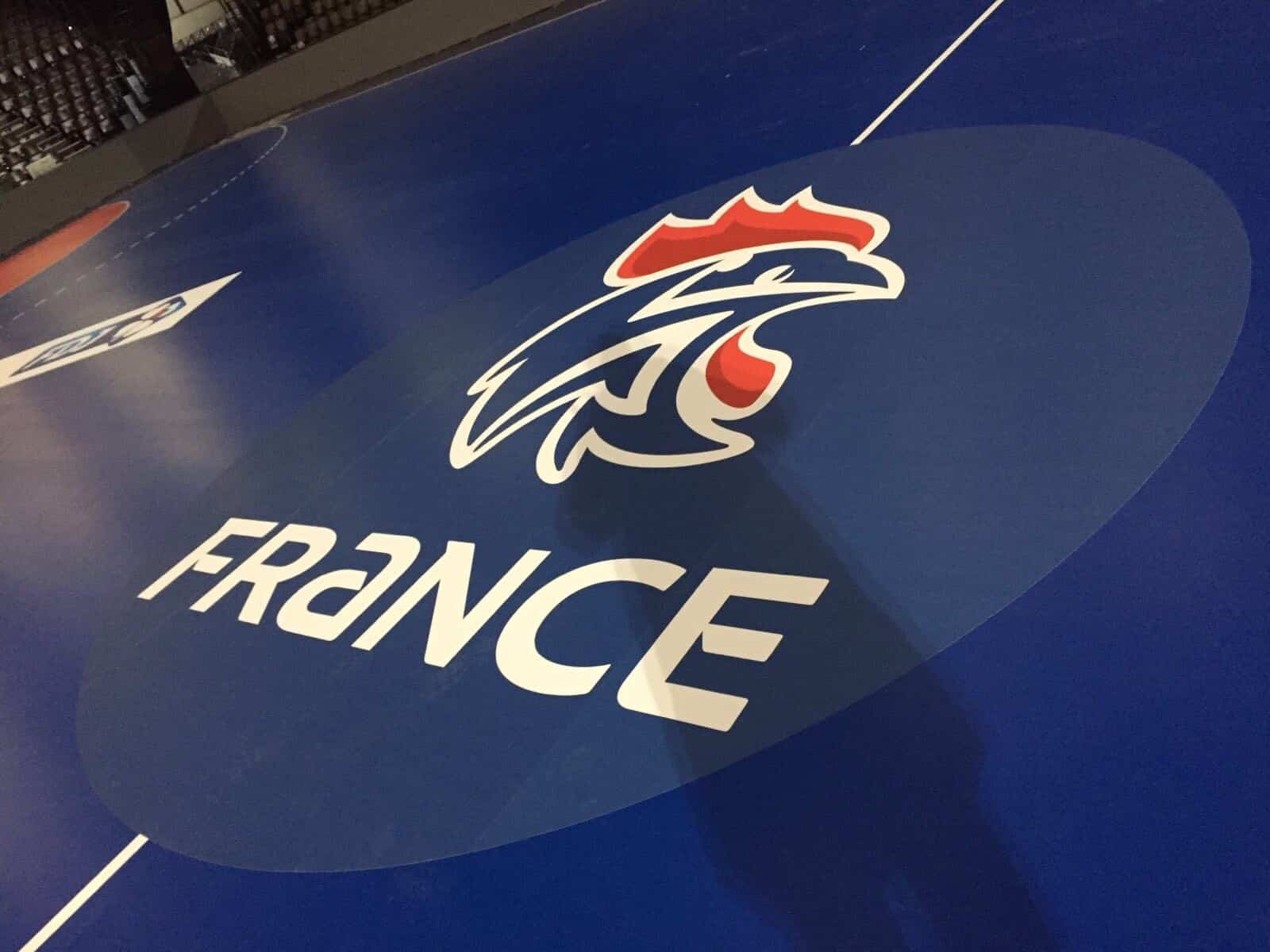 Detalle de textura antideslizante de vinilo para suelos deportivos IND'N'GO